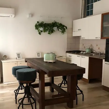 Altrove Bed and breakfast