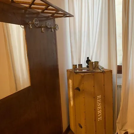 Altrove Bed and breakfast