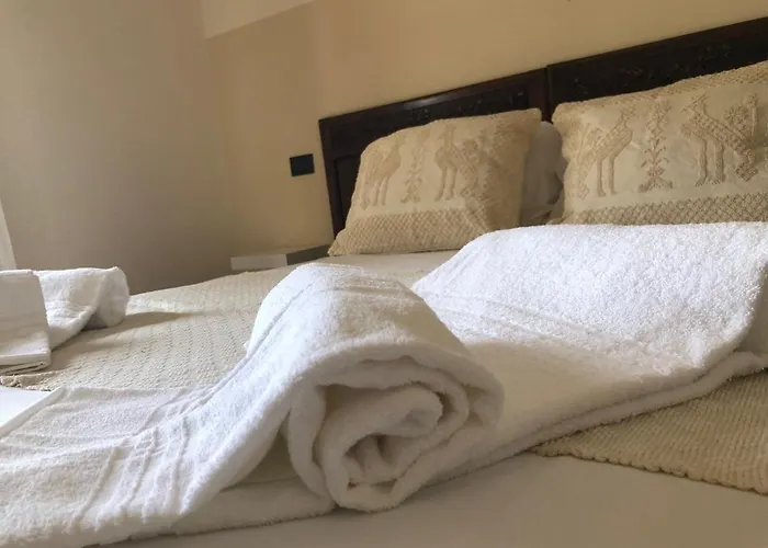 Altrove Bed & Breakfast 3*